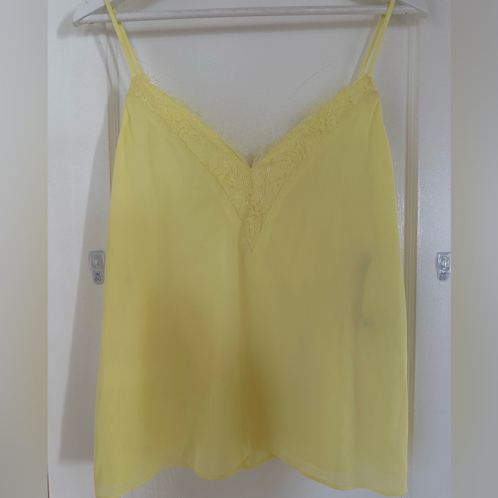 Melrose & market Yellow top